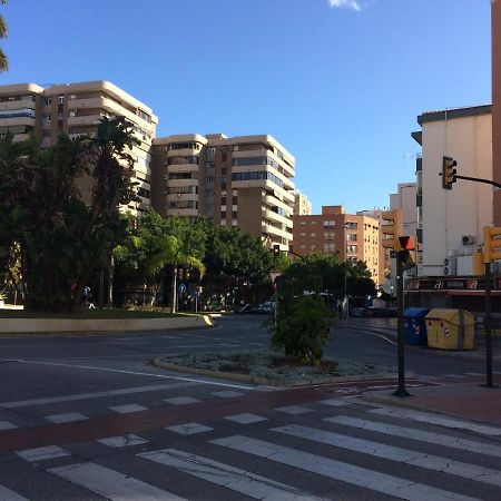 Апартаменты Malaga Habitacion En Apartamento Carlos Haya Экстерьер фото