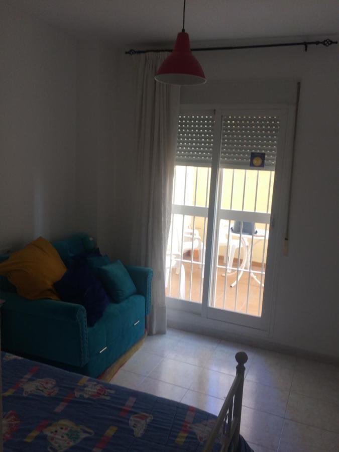 Апартаменты Malaga Habitacion En Apartamento Carlos Haya Экстерьер фото