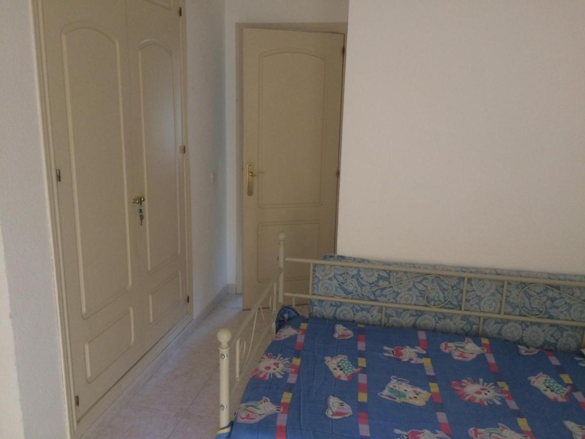 Апартаменты Malaga Habitacion En Apartamento Carlos Haya Экстерьер фото