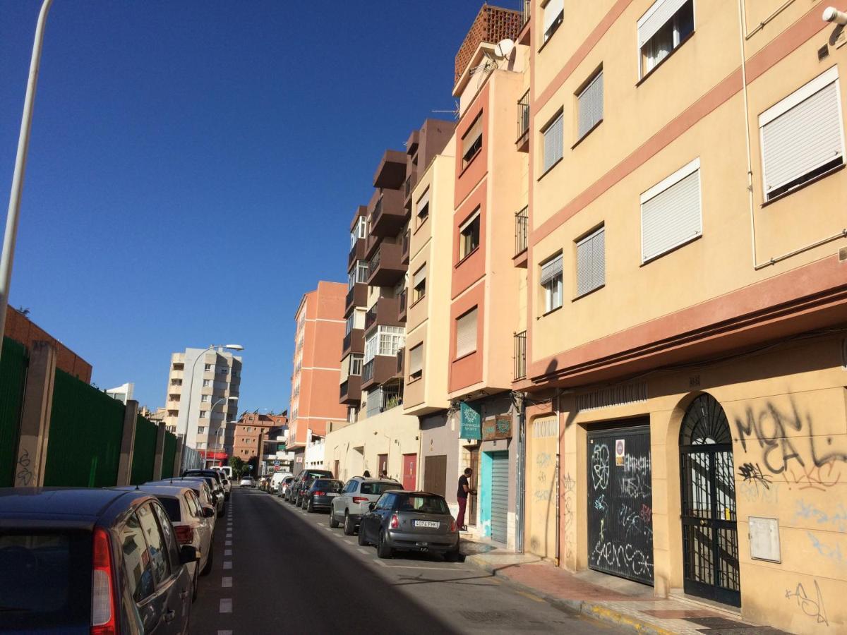 Апартаменты Malaga Habitacion En Apartamento Carlos Haya Экстерьер фото